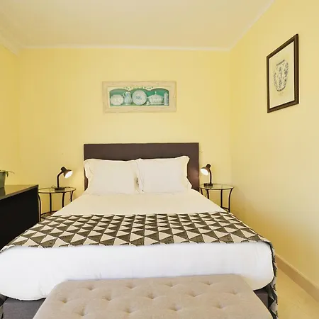 Mbird 19 Penthouse 501 * Estoril