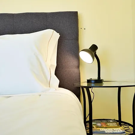 Mbird 19 Penthouse 501 埃斯托利尔