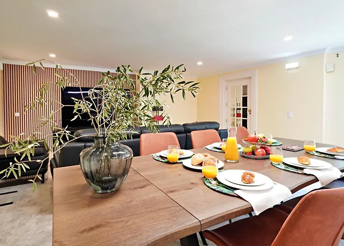 Mbird 19 Penthouse 501 * 埃斯托利尔