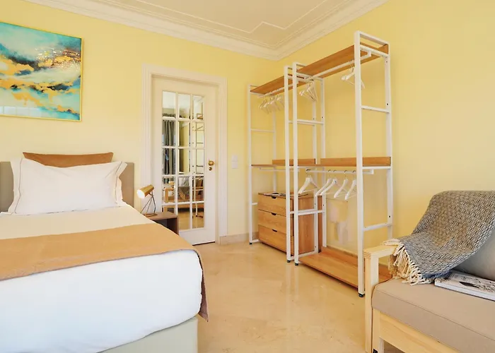 Mbird 19 Penthouse 501