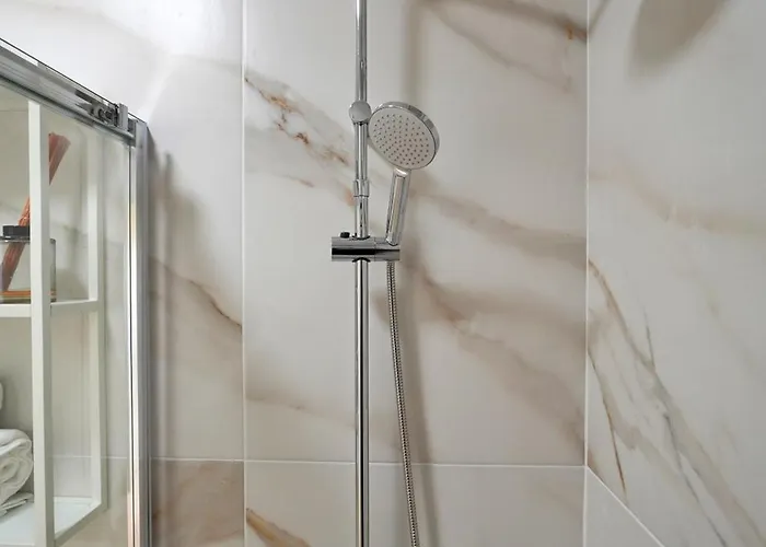 Mbird 19 Penthouse 501 شقة إستوريل